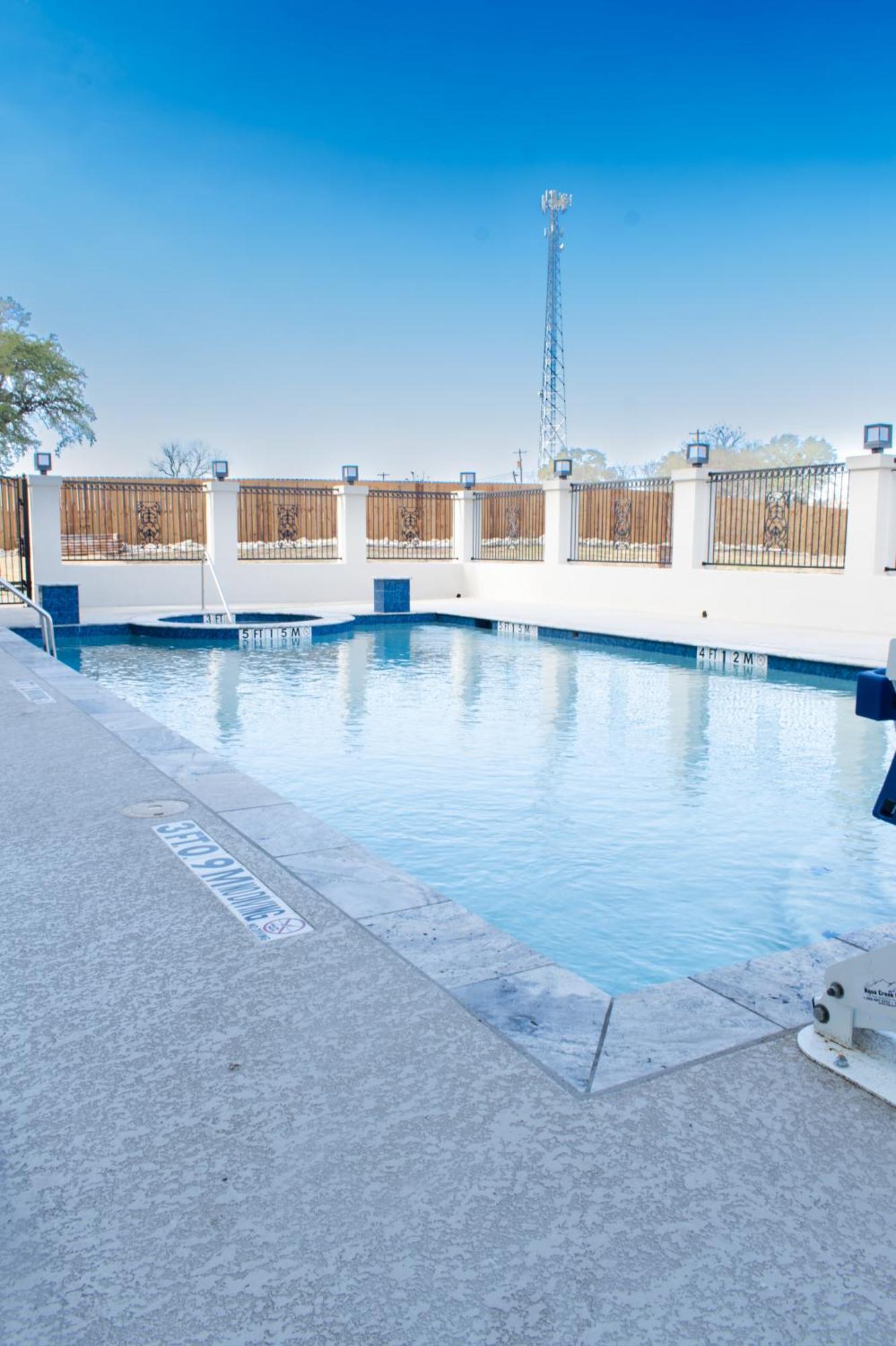 Holiday Inn Express Glen Rose By Ihg Экстерьер фото