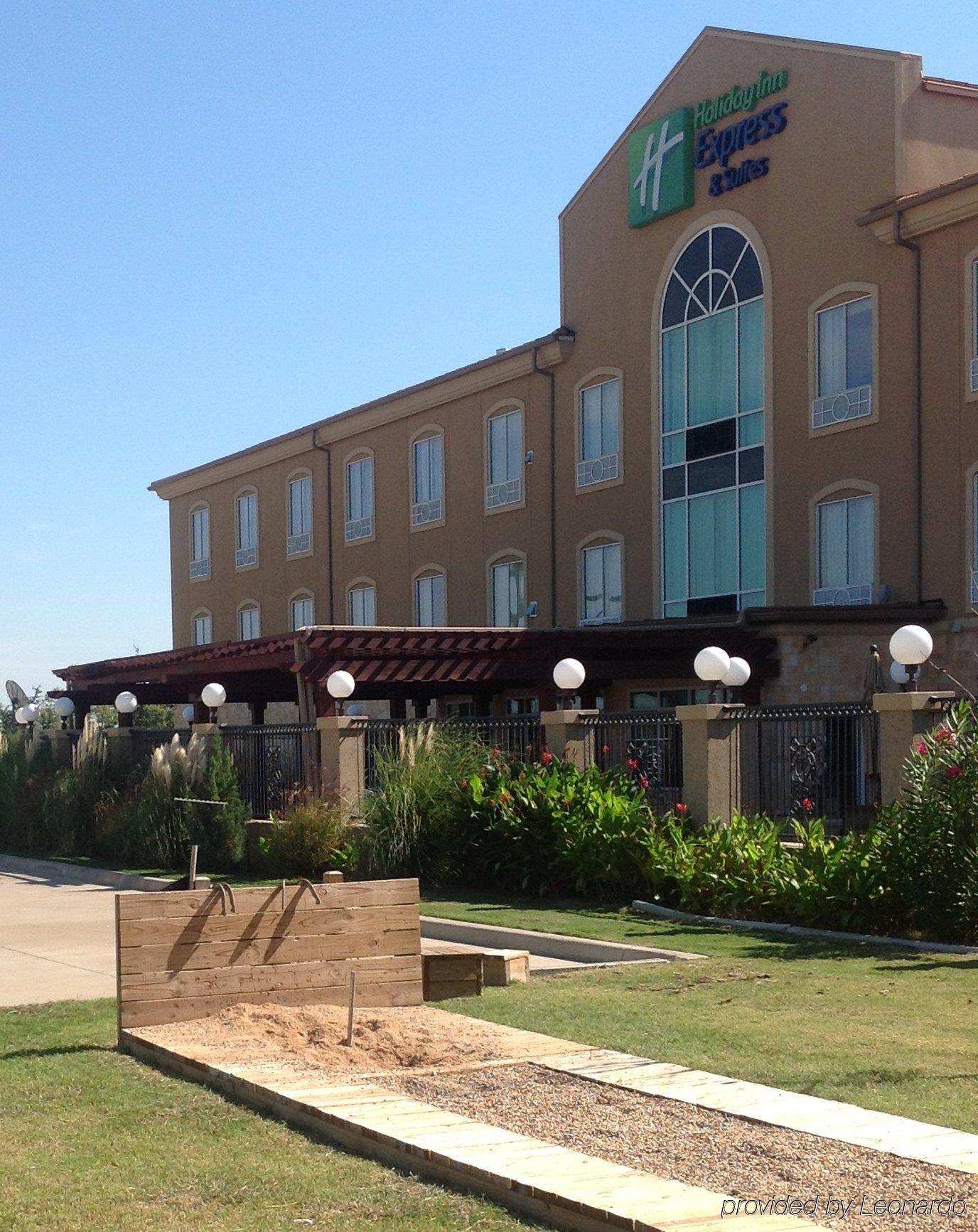 Holiday Inn Express Glen Rose By Ihg Экстерьер фото