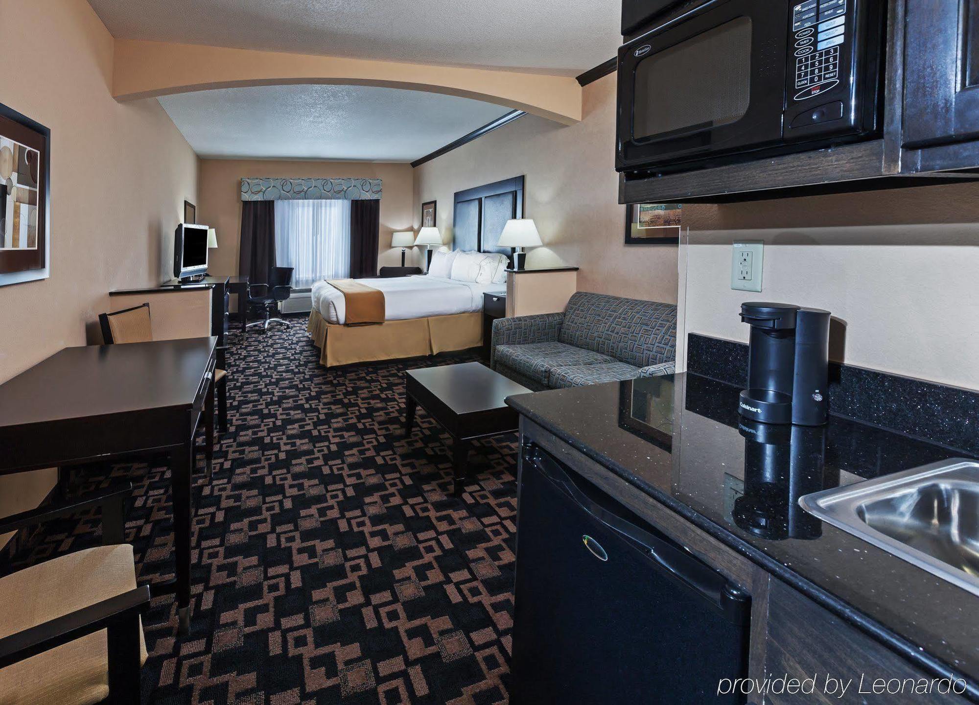 Holiday Inn Express Glen Rose By Ihg Экстерьер фото